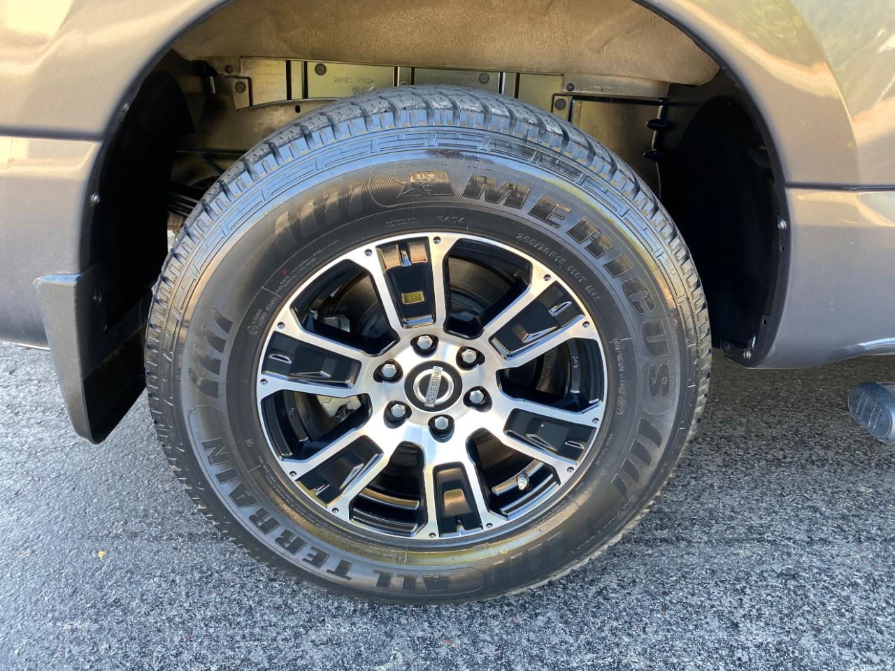 Nissan Titan 4x2 Crew Cab SV 2021