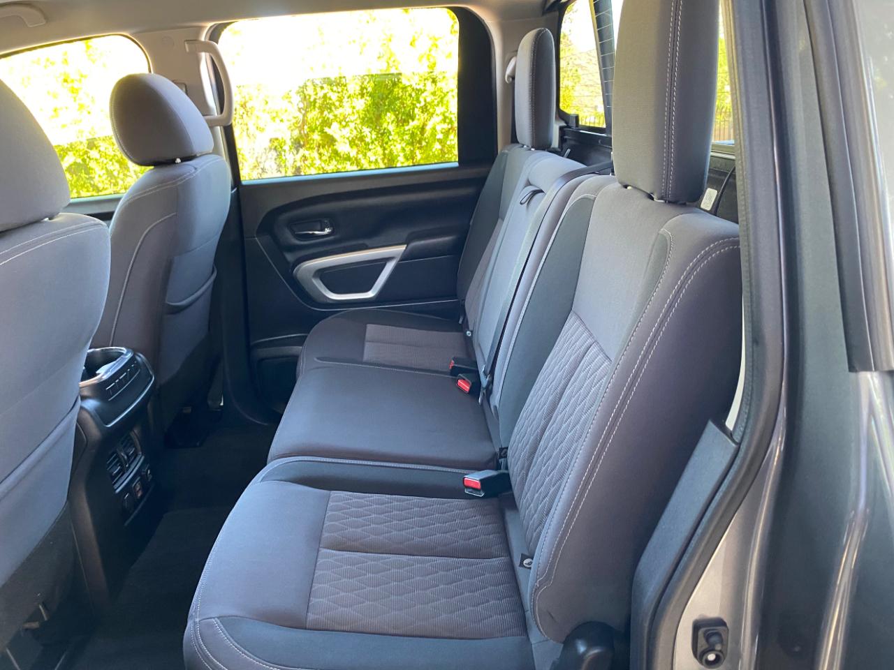 Nissan Titan 4x2 Crew Cab SV 2021