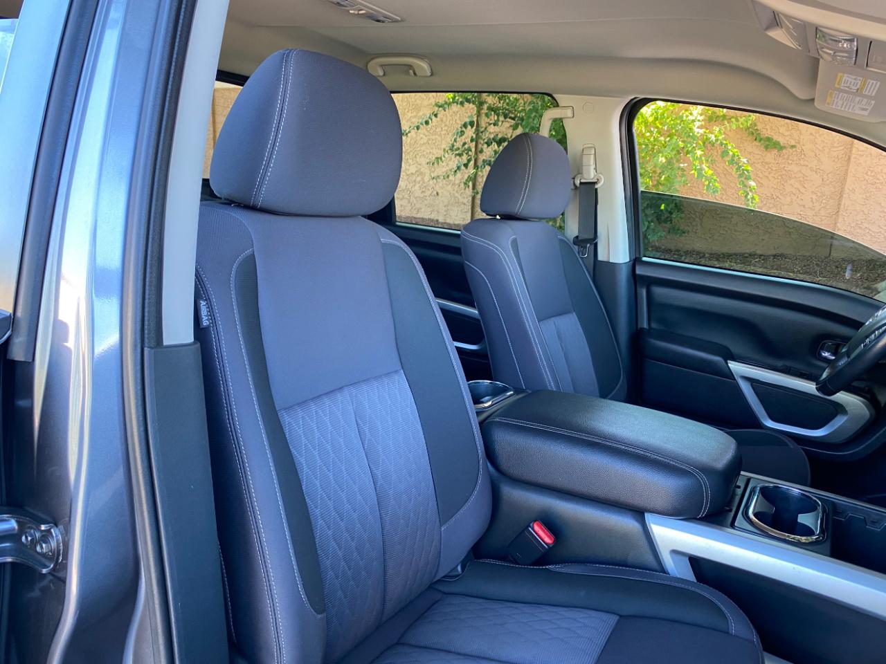Nissan Titan 4x2 Crew Cab SV 2021