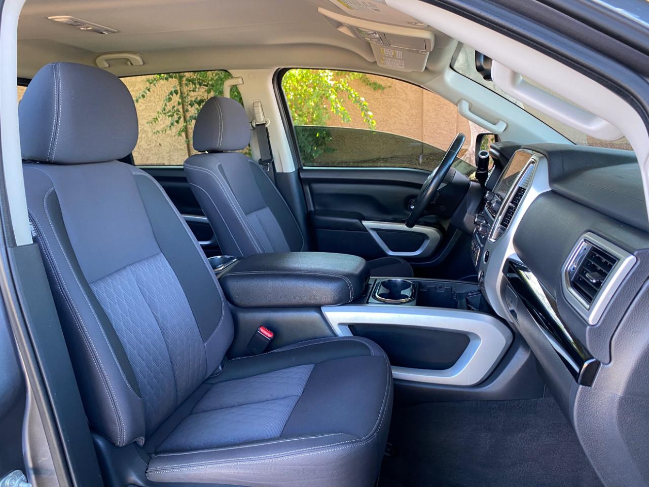 Nissan Titan 4x2 Crew Cab SV 2021