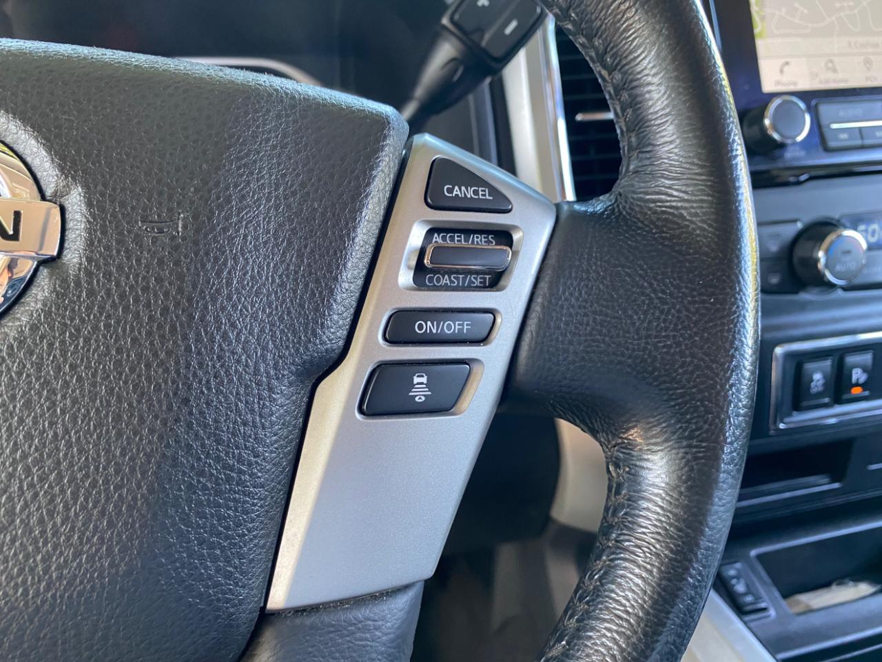 Nissan Titan 4x2 Crew Cab SV 2021