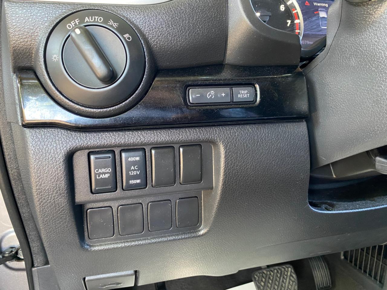 Nissan Titan 4x2 Crew Cab SV 2021