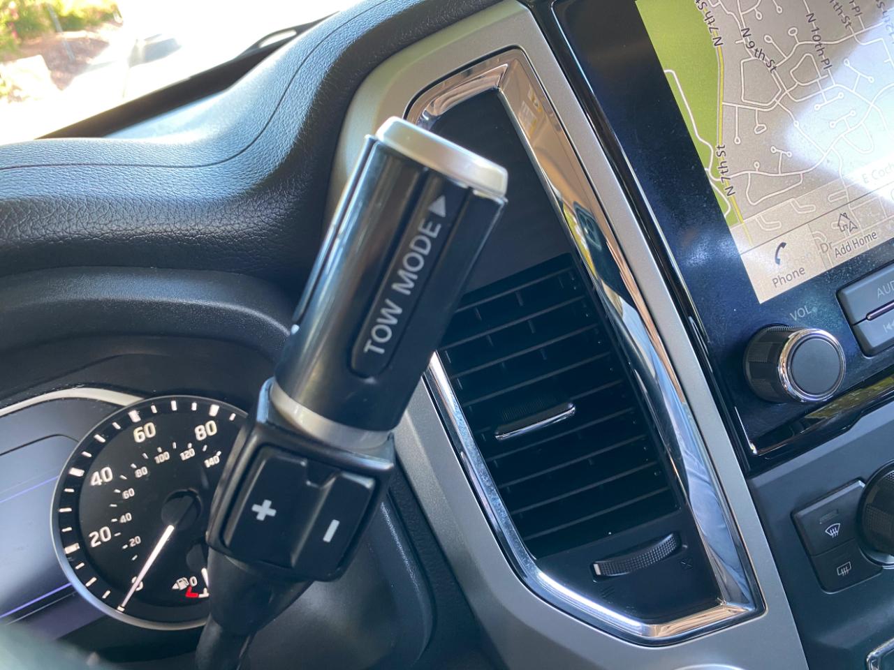 Nissan Titan 4x2 Crew Cab SV 2021