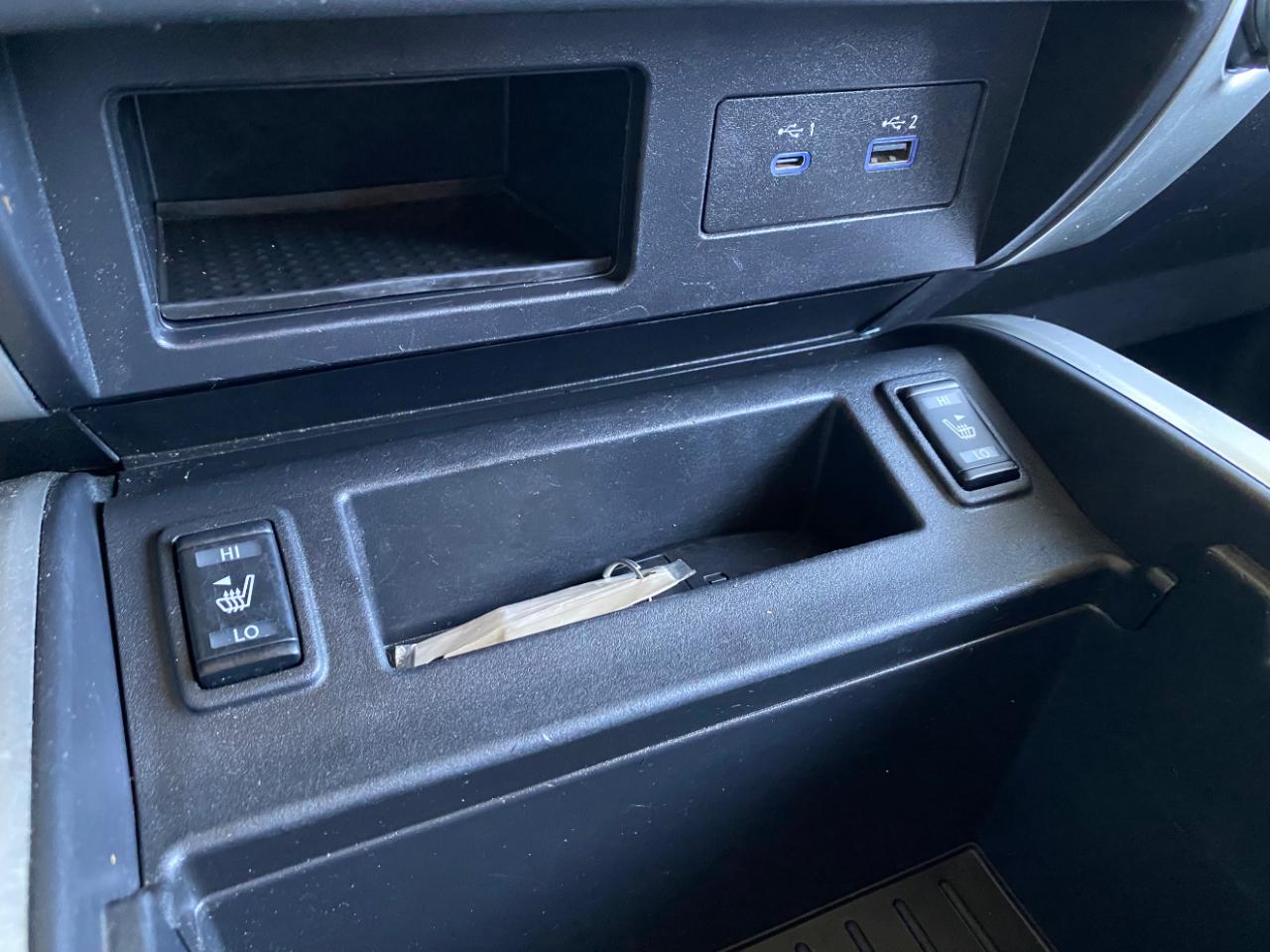 Nissan Titan 4x2 Crew Cab SV 2021