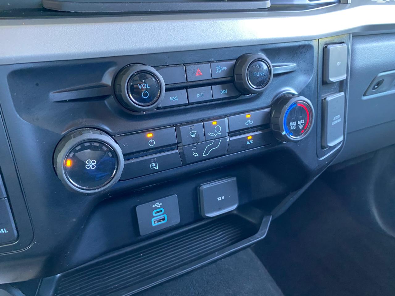 Ford Super Duty F-250 SRW XLT 4WD Crew Cab 6.75' Box 2025