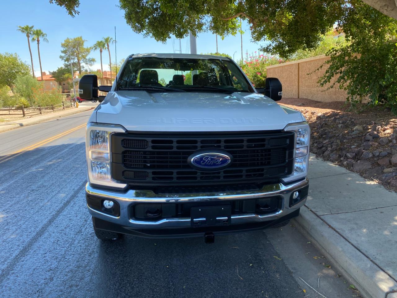 Ford Super Duty F-250 SRW XL 4WD Crew Cab 6.75' Box 2023