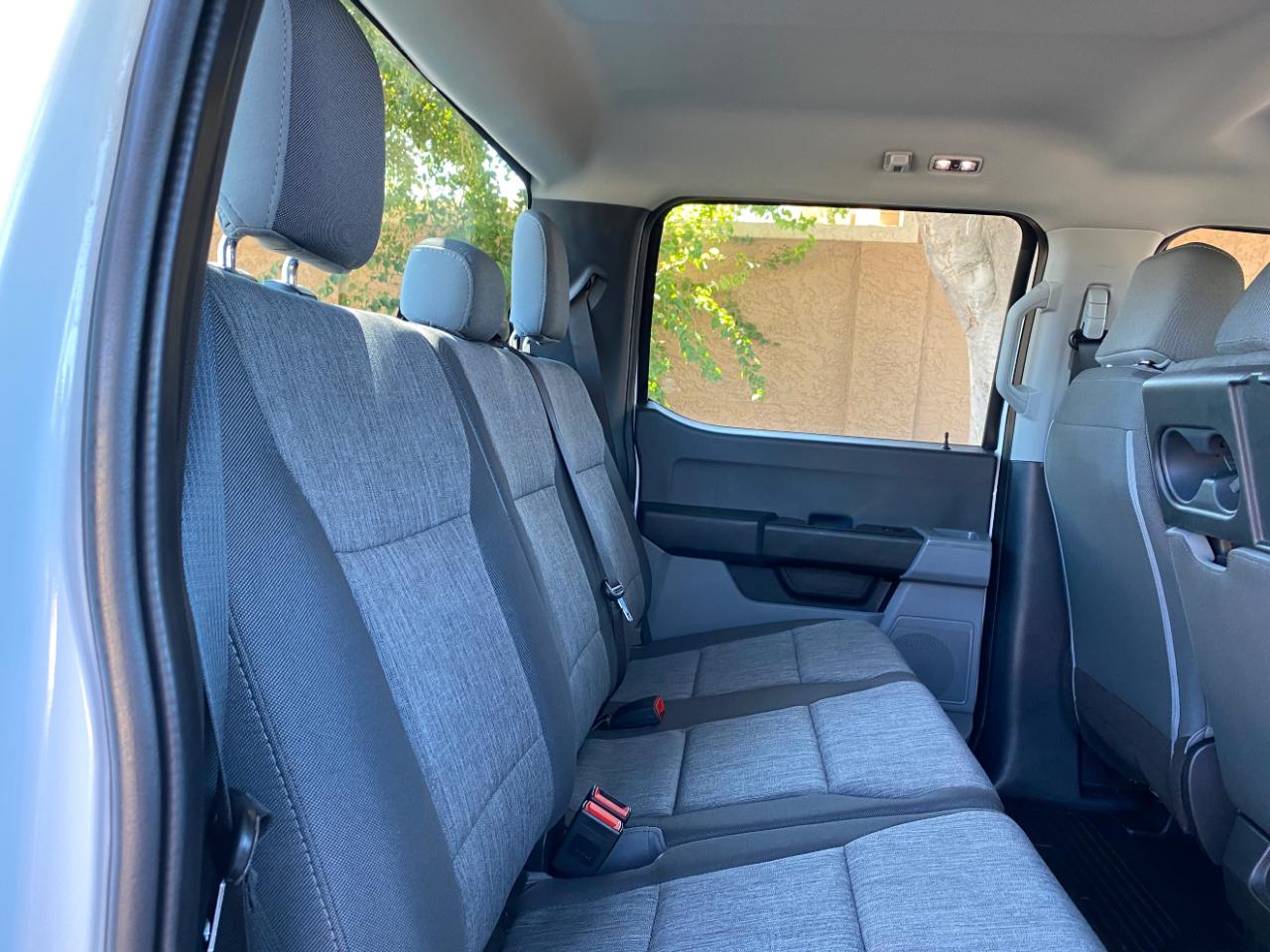 Ford Super Duty F-250 SRW XL 4WD Crew Cab 6.75' Box 2023