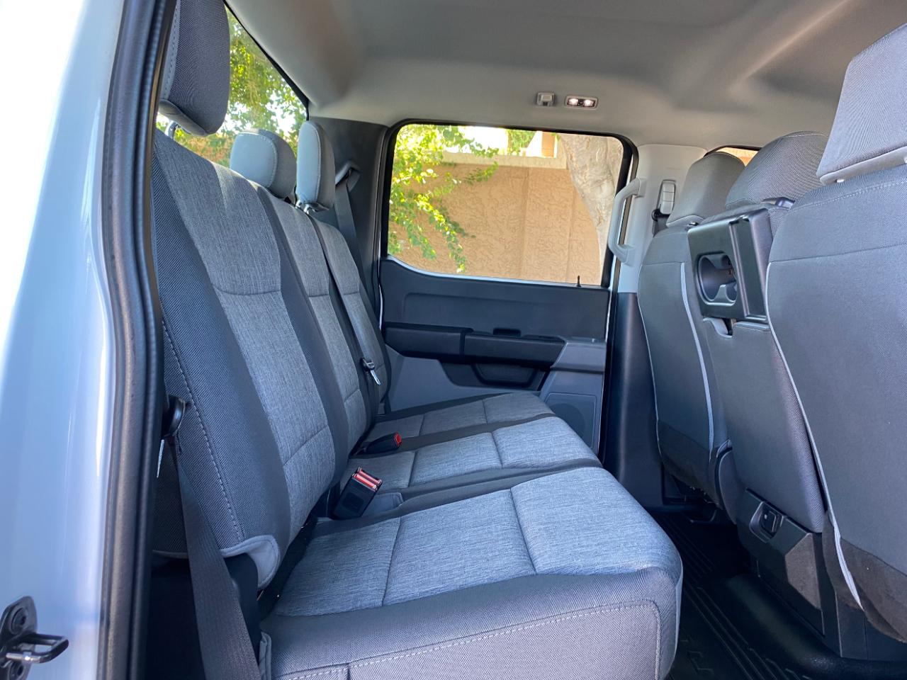 Ford Super Duty F-250 SRW XL 4WD Crew Cab 6.75' Box 2023