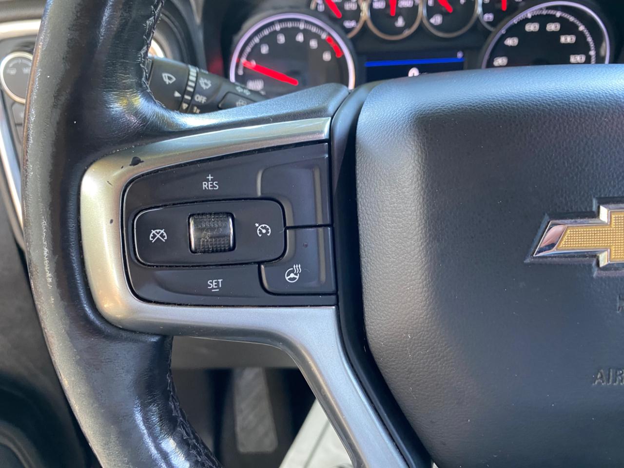 Chevrolet Silverado 1500 4WD Crew Cab 147" LT w/1LT 2021