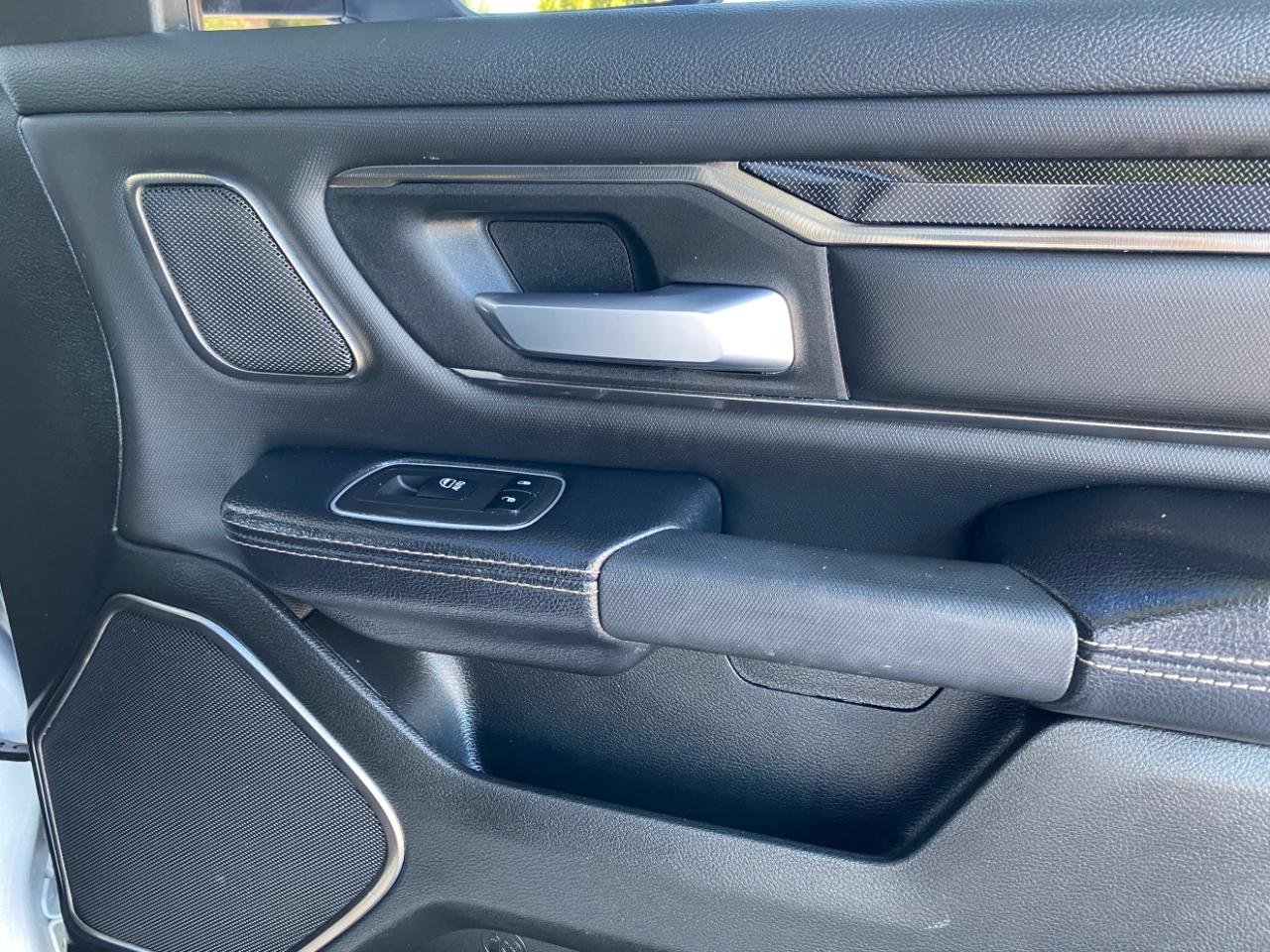 RAM 1500 Rebel 4x4 Crew Cab 5'7" Box 2022