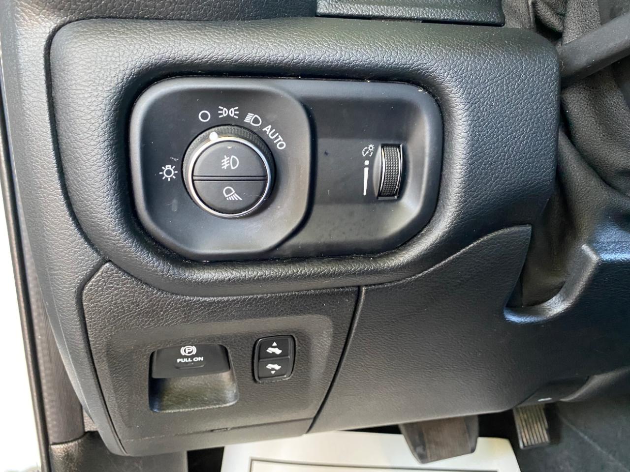 RAM 1500 Rebel 4x4 Crew Cab 5'7" Box 2022