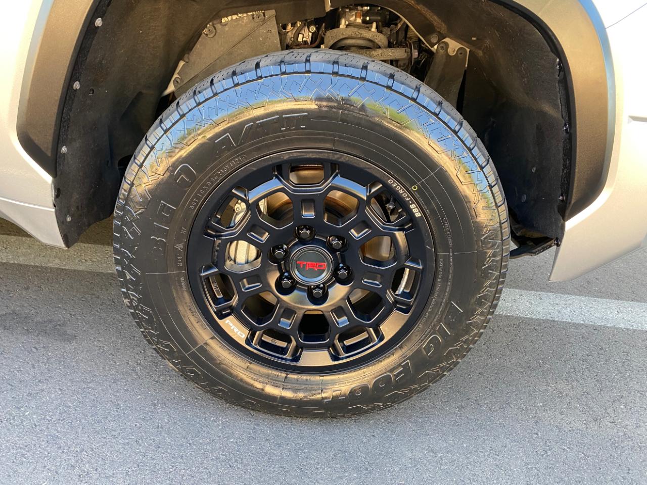 Toyota Tundra 4WD SR5 CrewMax 5.5' Bed (Natl) 2022