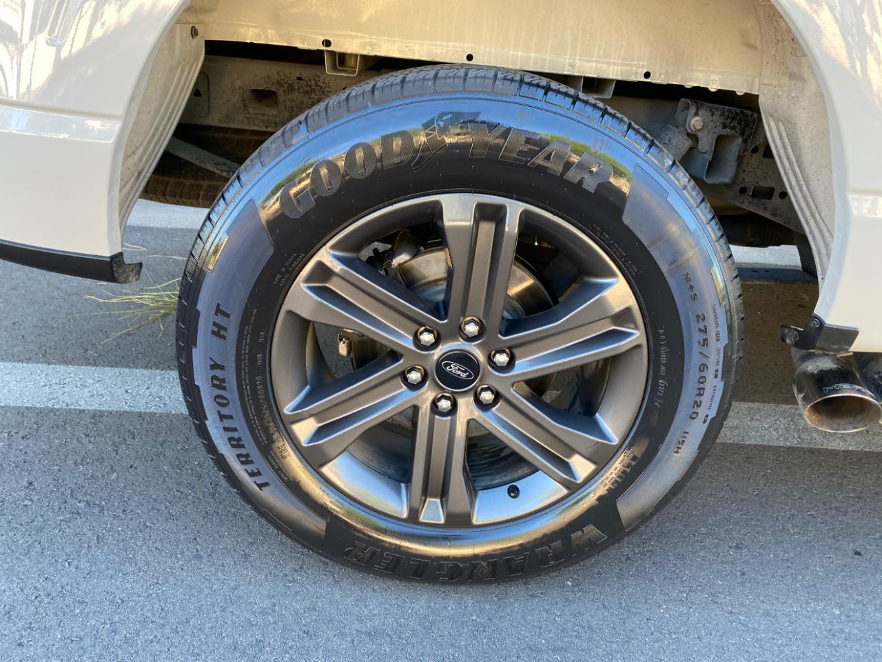 Ford F-150 XLT 2WD SuperCrew 5.5' Box 2023