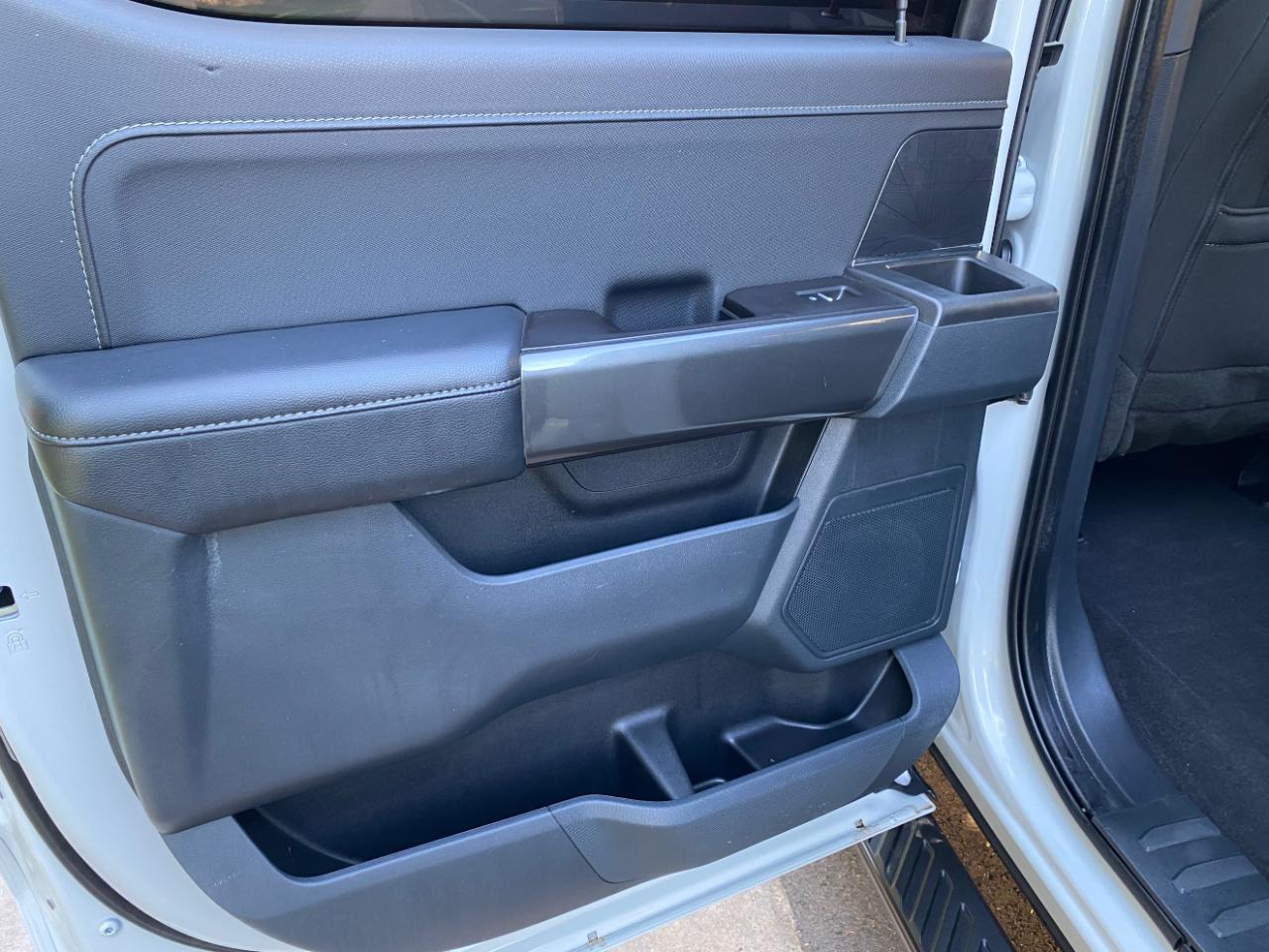 Ford F-150 XLT 2WD SuperCrew 5.5' Box 2023