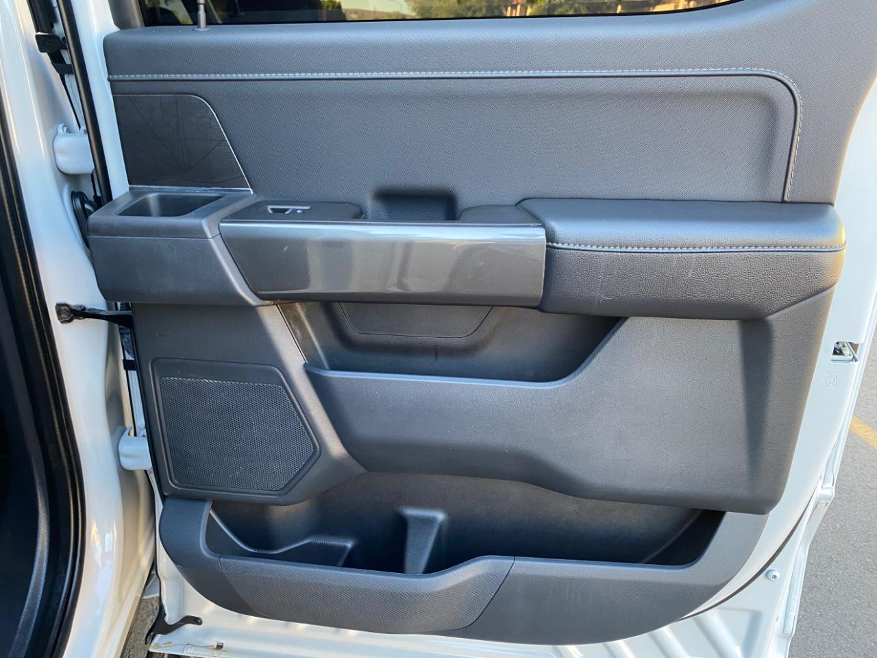 Ford F-150 XLT 2WD SuperCrew 5.5' Box 2023