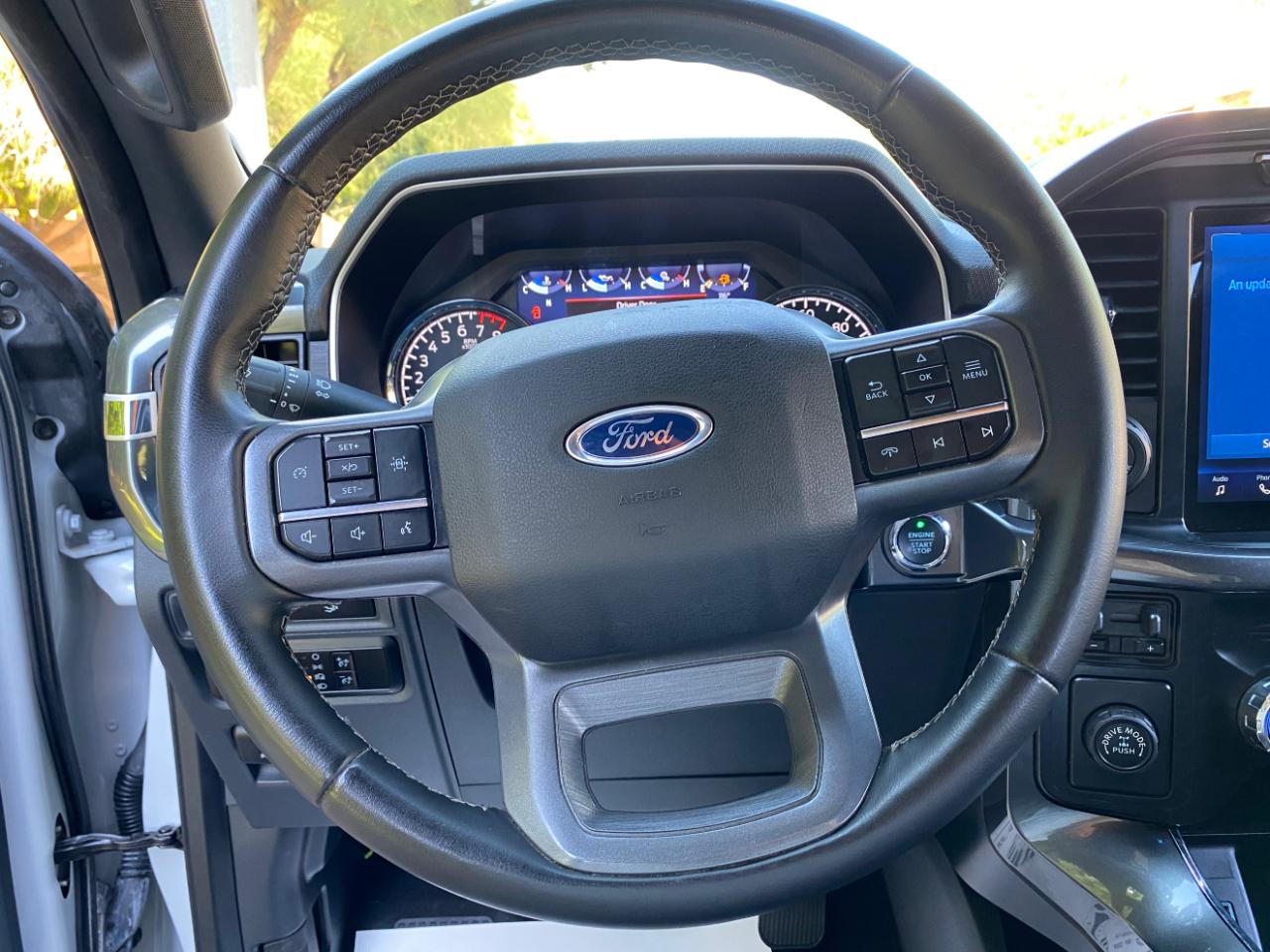 Ford F-150 XLT 2WD SuperCrew 5.5' Box 2023