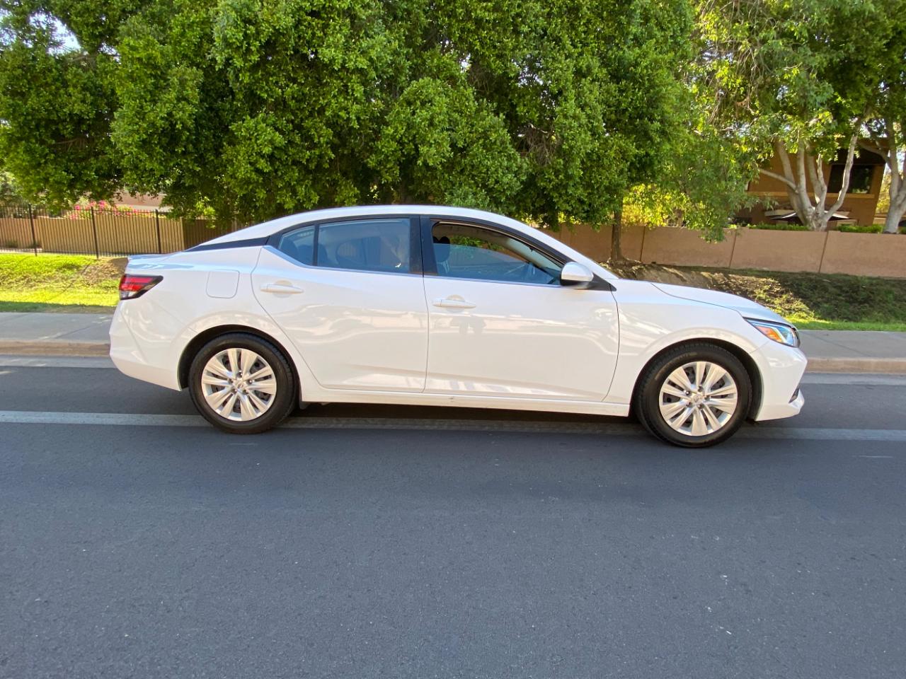 Nissan Sentra S CVT 2022
