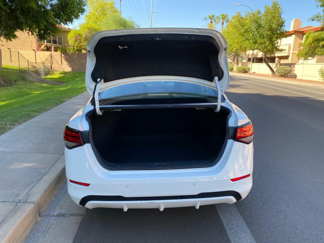 Nissan Sentra S CVT 2022