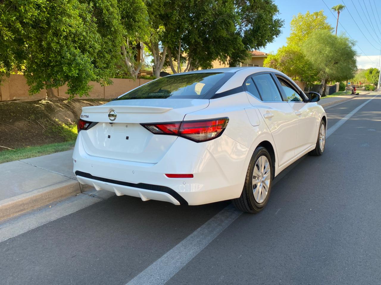 Nissan Sentra S CVT 2022