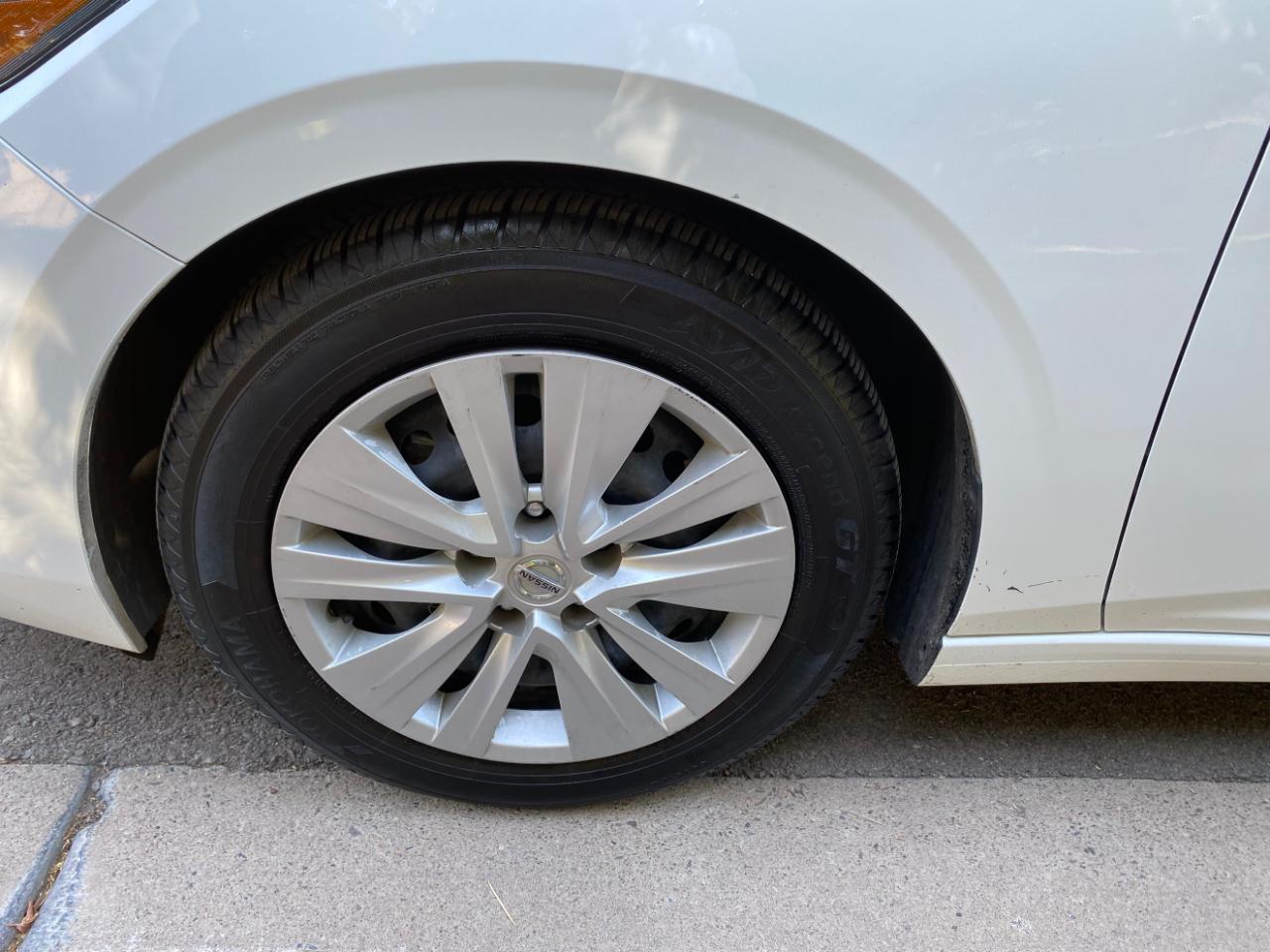 Nissan Sentra S CVT 2022