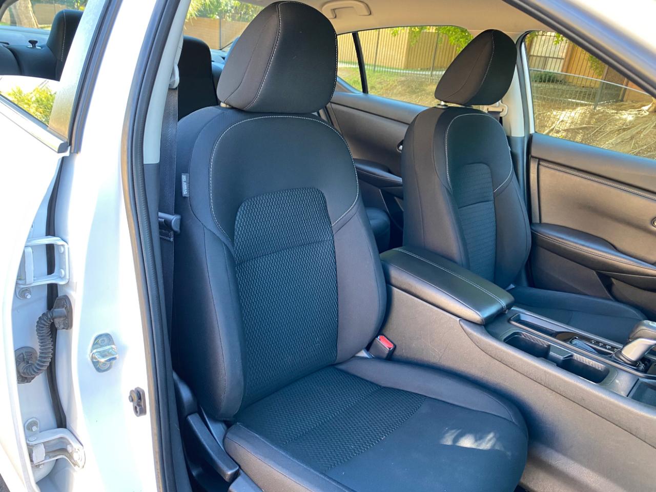 Nissan Sentra S CVT 2022