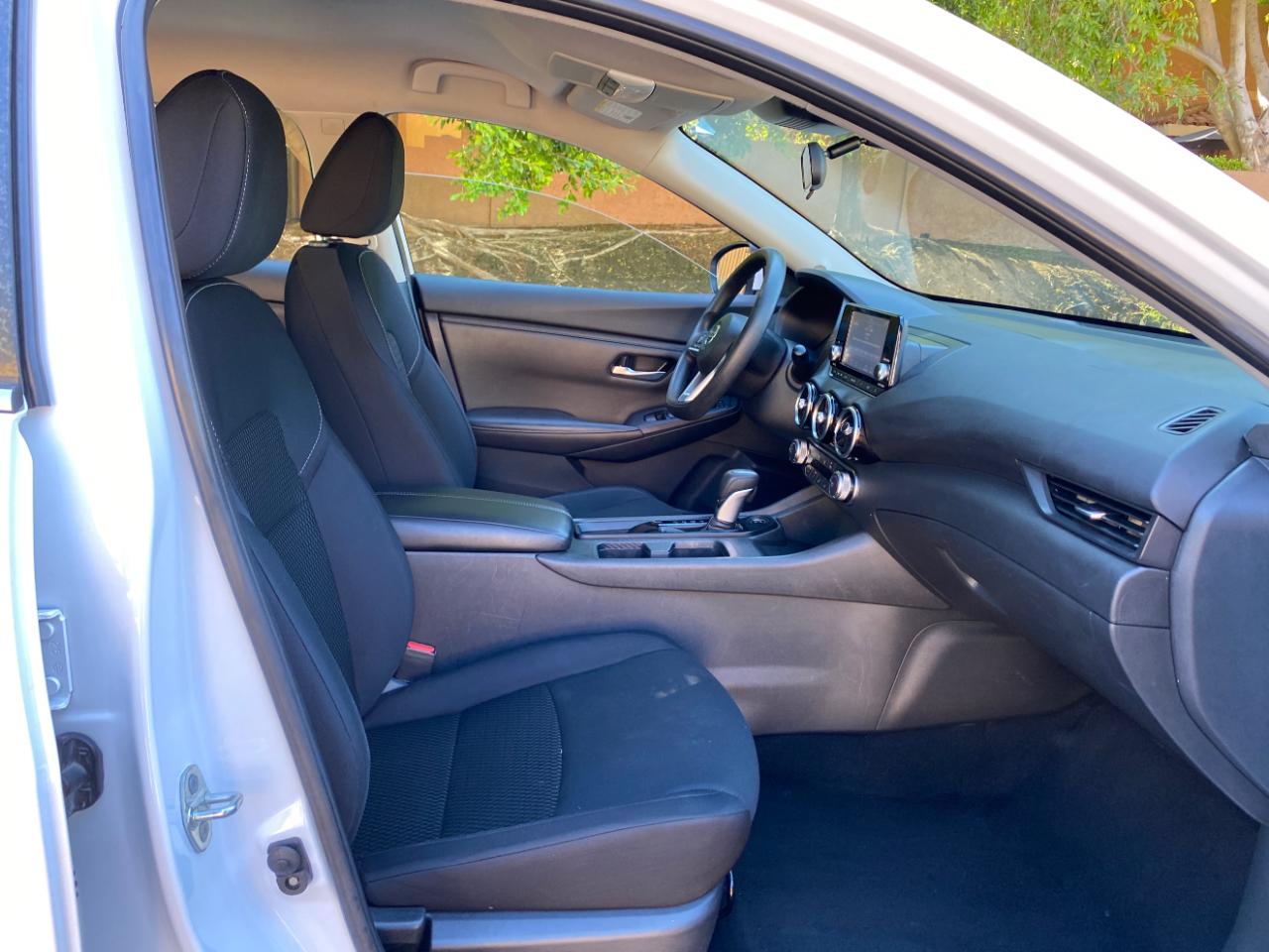Nissan Sentra S CVT 2022