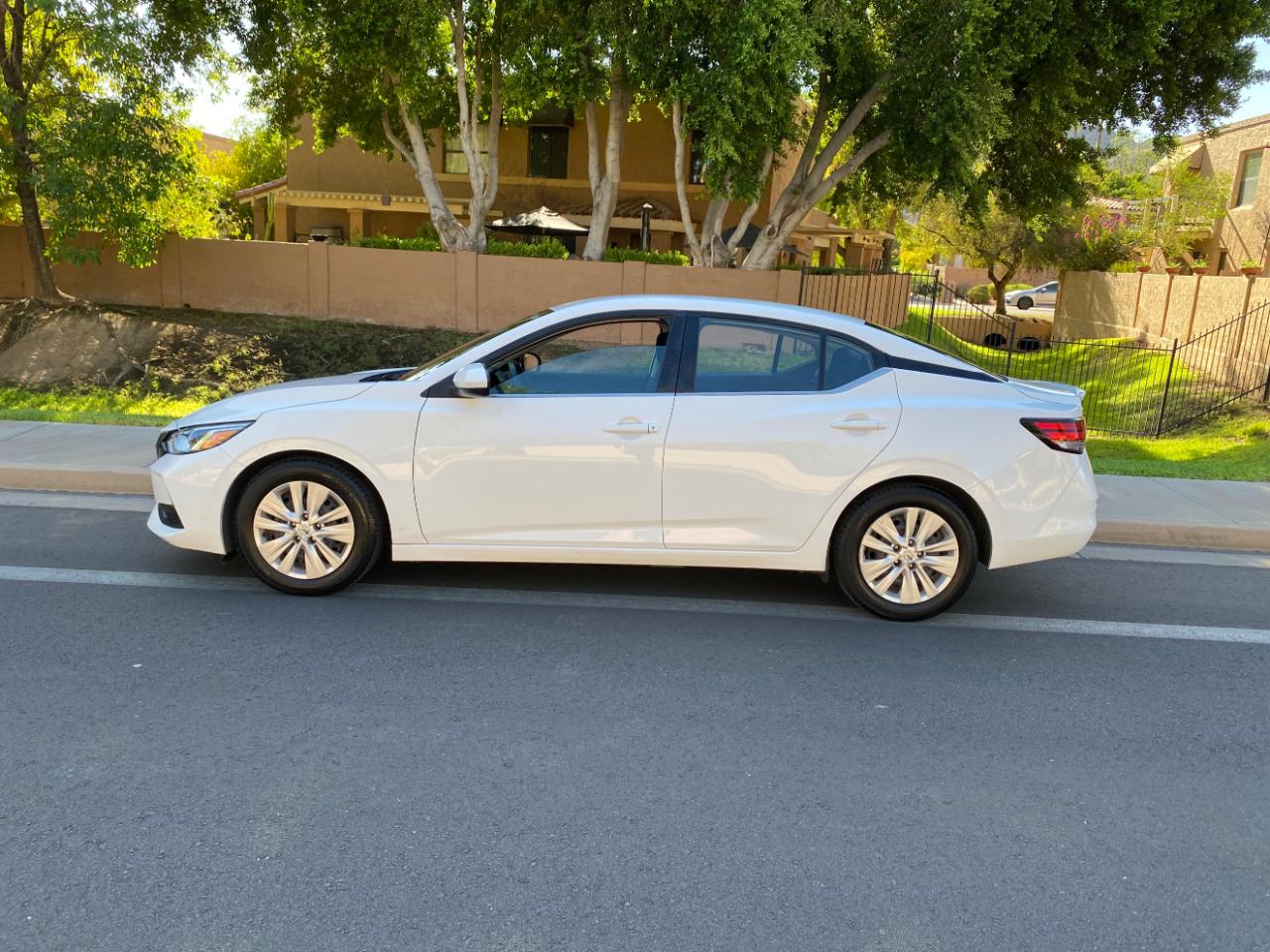 Nissan Sentra S CVT 2022
