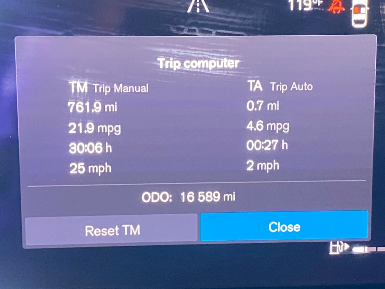 Volvo XC60 B5 AWD Core Dark Theme 2024