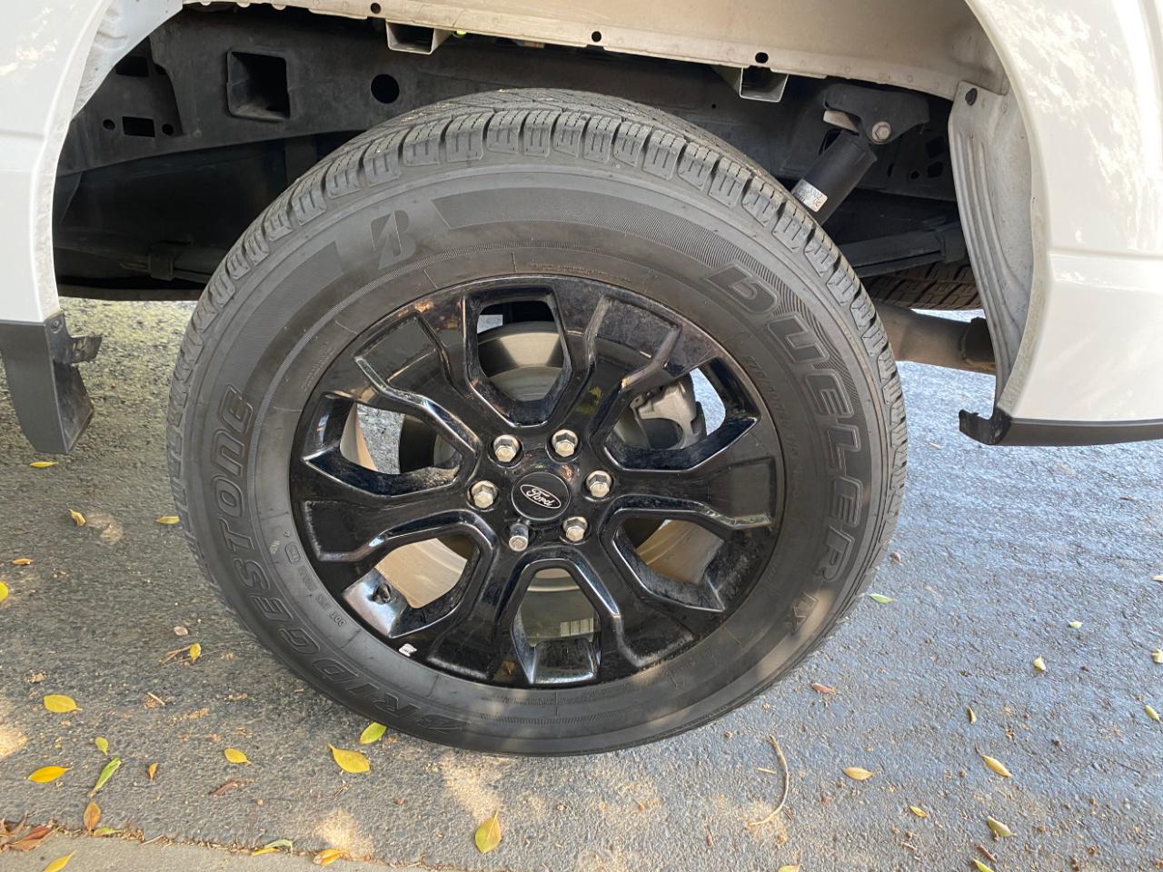 Ford F-150 XLT SuperCrew Short Bed 4WD 2023