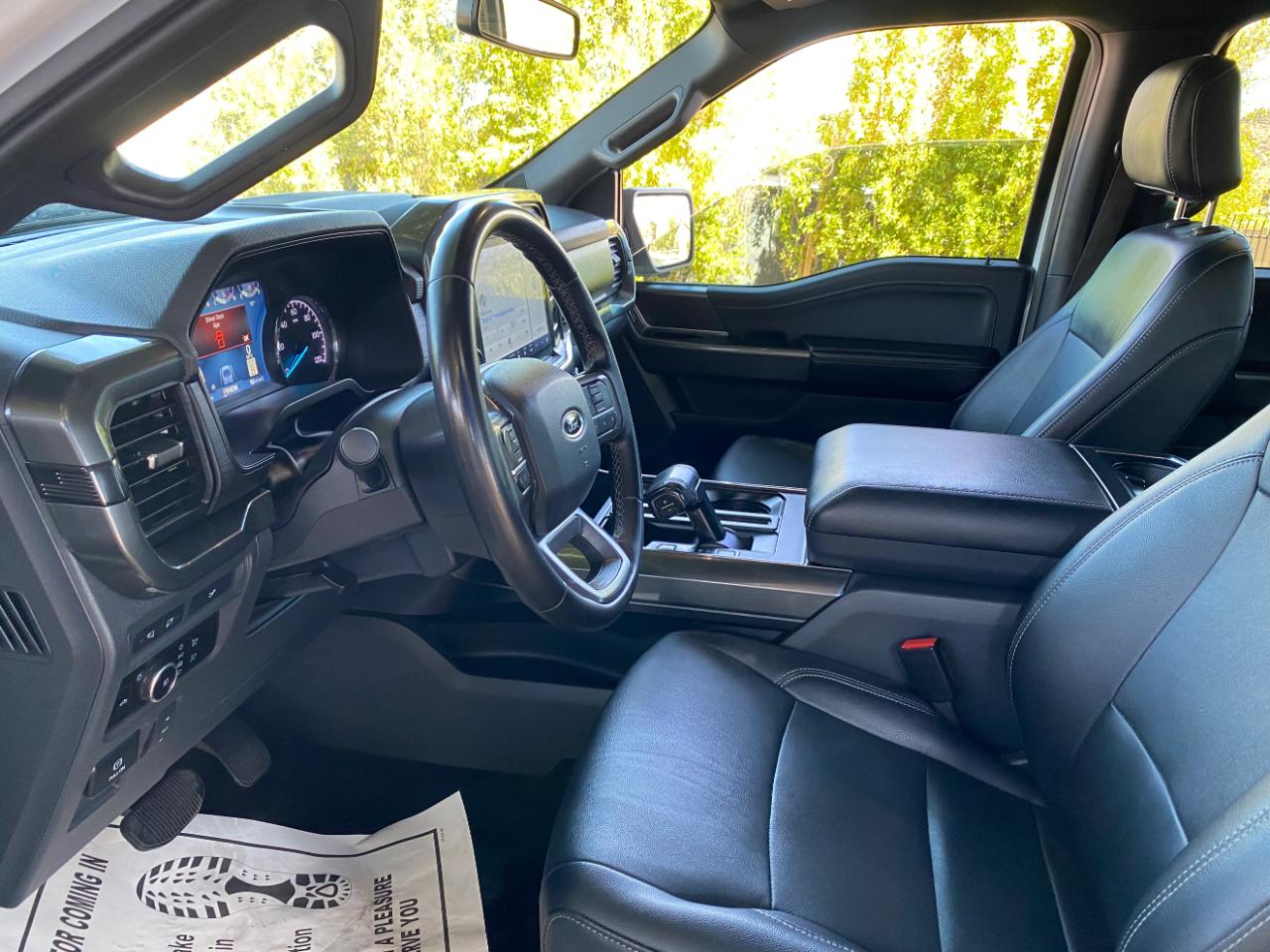 Ford F-150 XLT SuperCrew Short Bed 4WD 2023