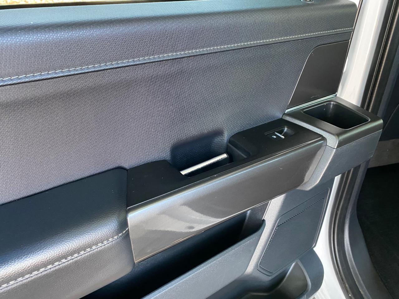 Ford F-150 XLT SuperCrew Short Bed 4WD 2023