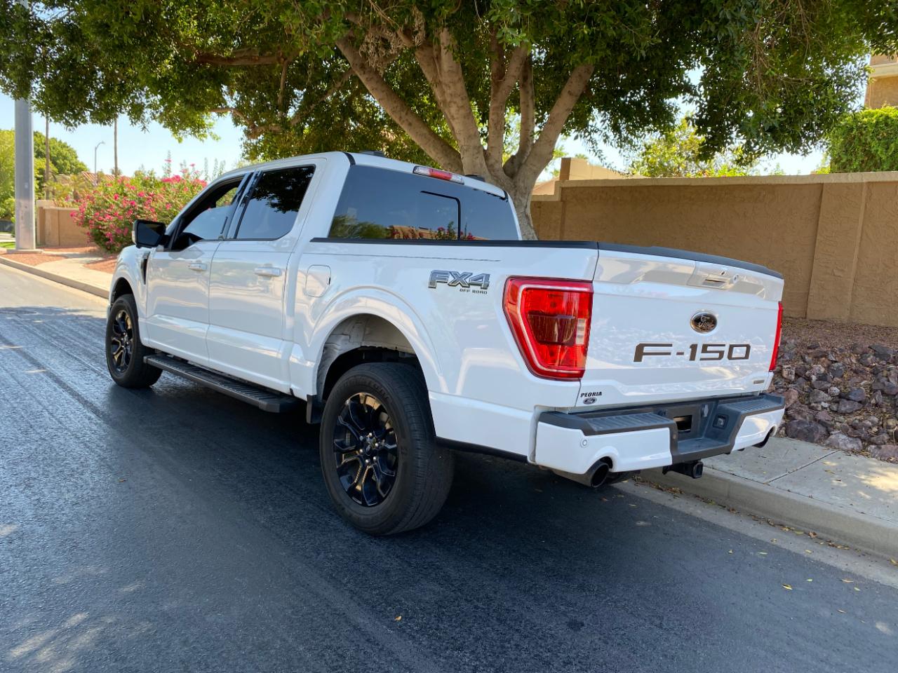 Ford F-150 XLT SuperCrew Short Bed 4WD 2023