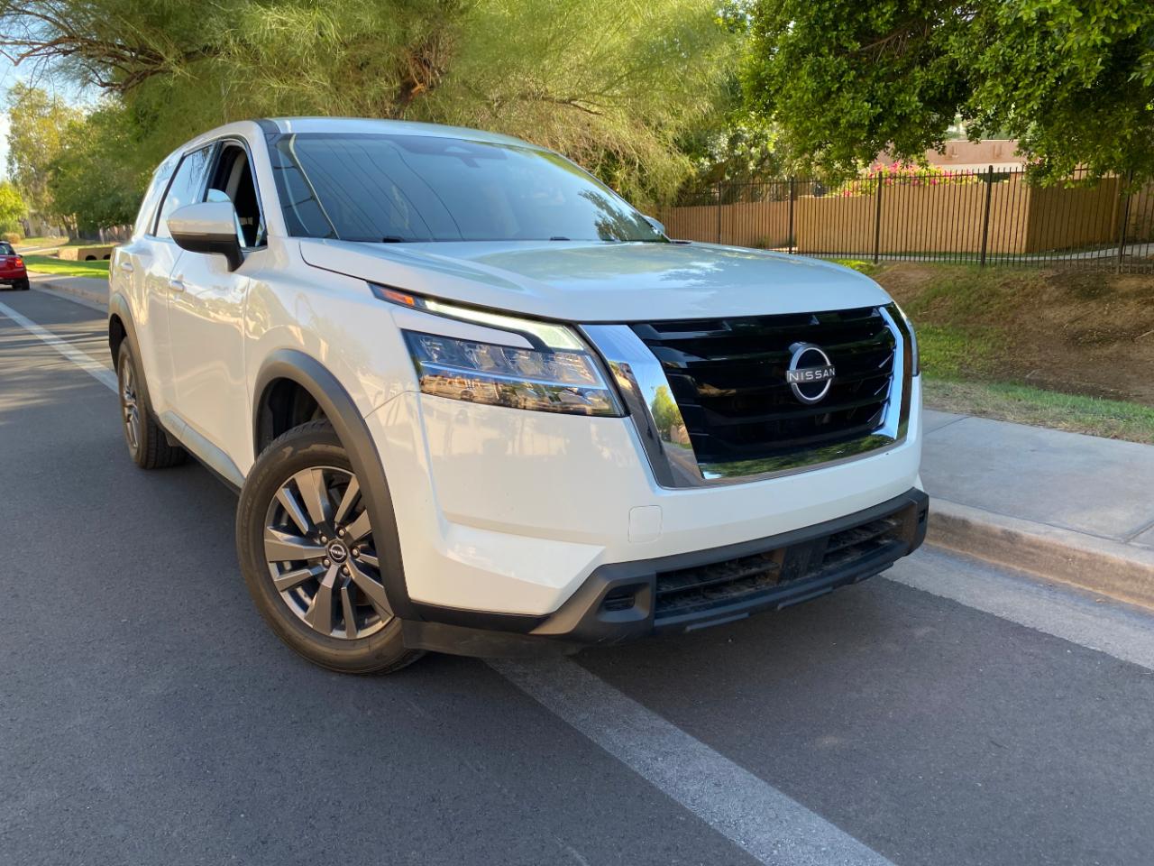 Nissan Pathfinder S 2WD 2022