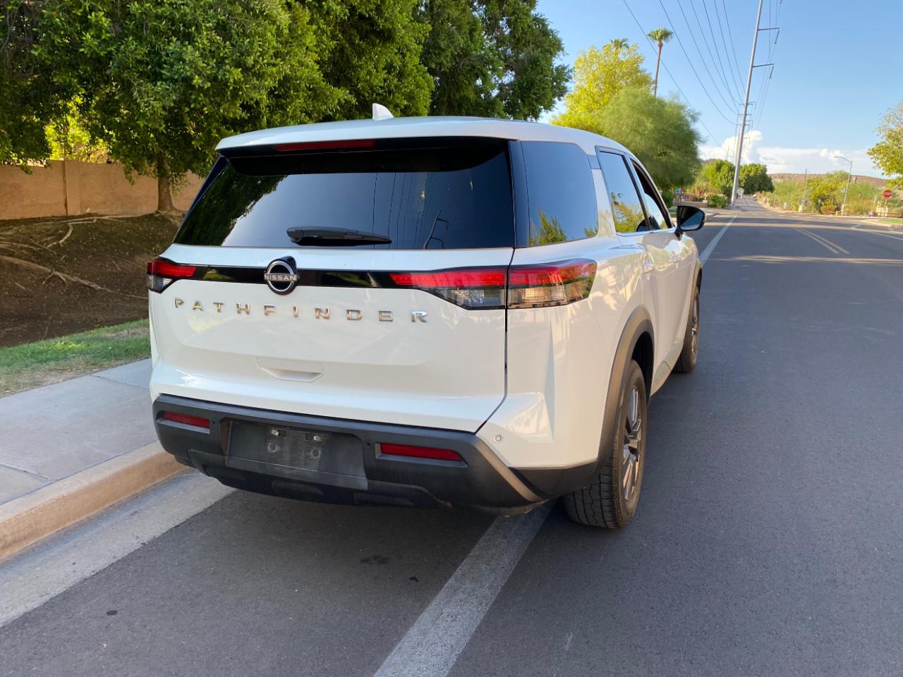 Nissan Pathfinder S 2WD 2022