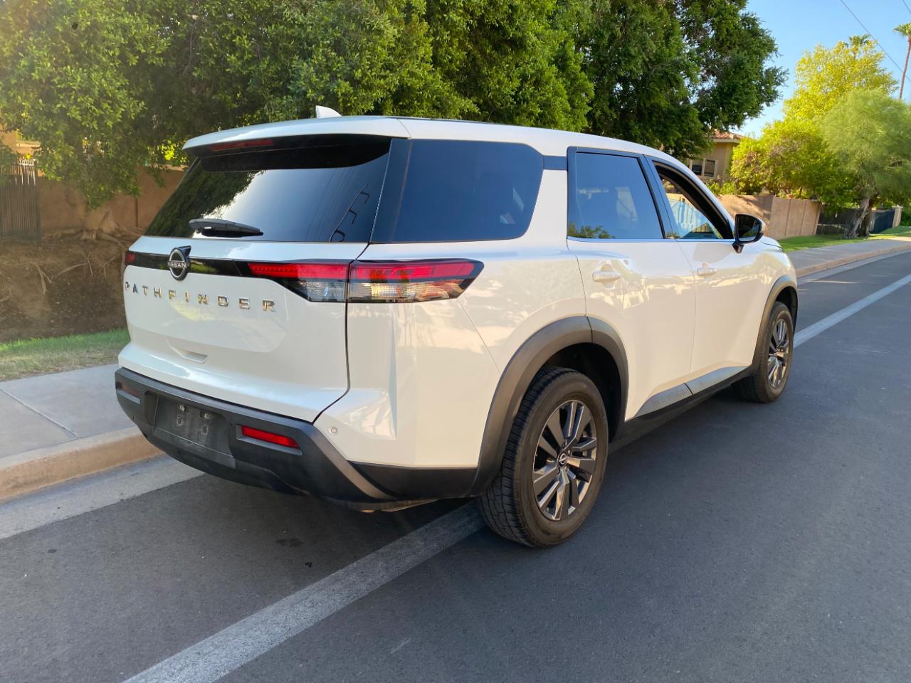 Nissan Pathfinder S 2WD 2022
