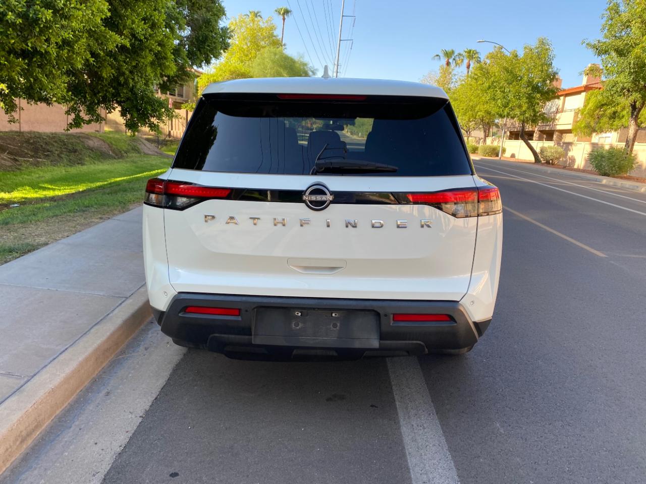 Nissan Pathfinder S 2WD 2022