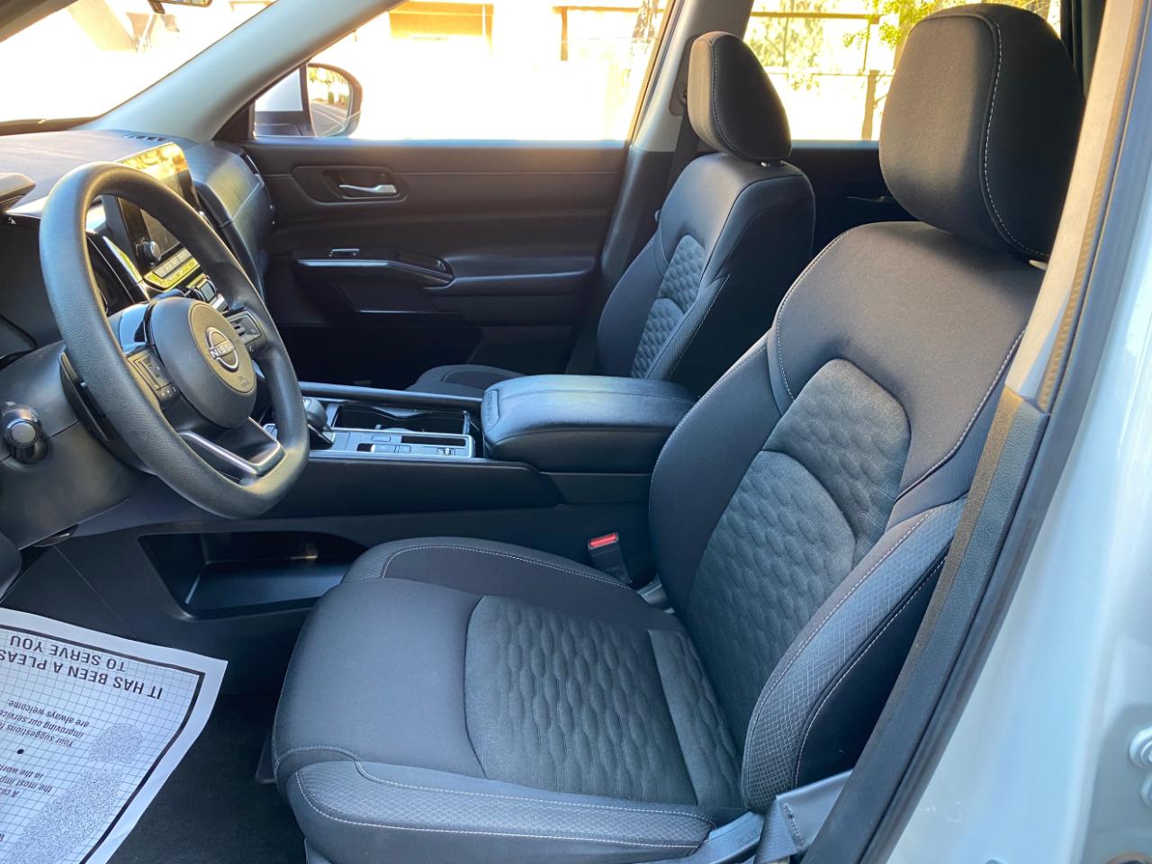 Nissan Pathfinder S 2WD 2022