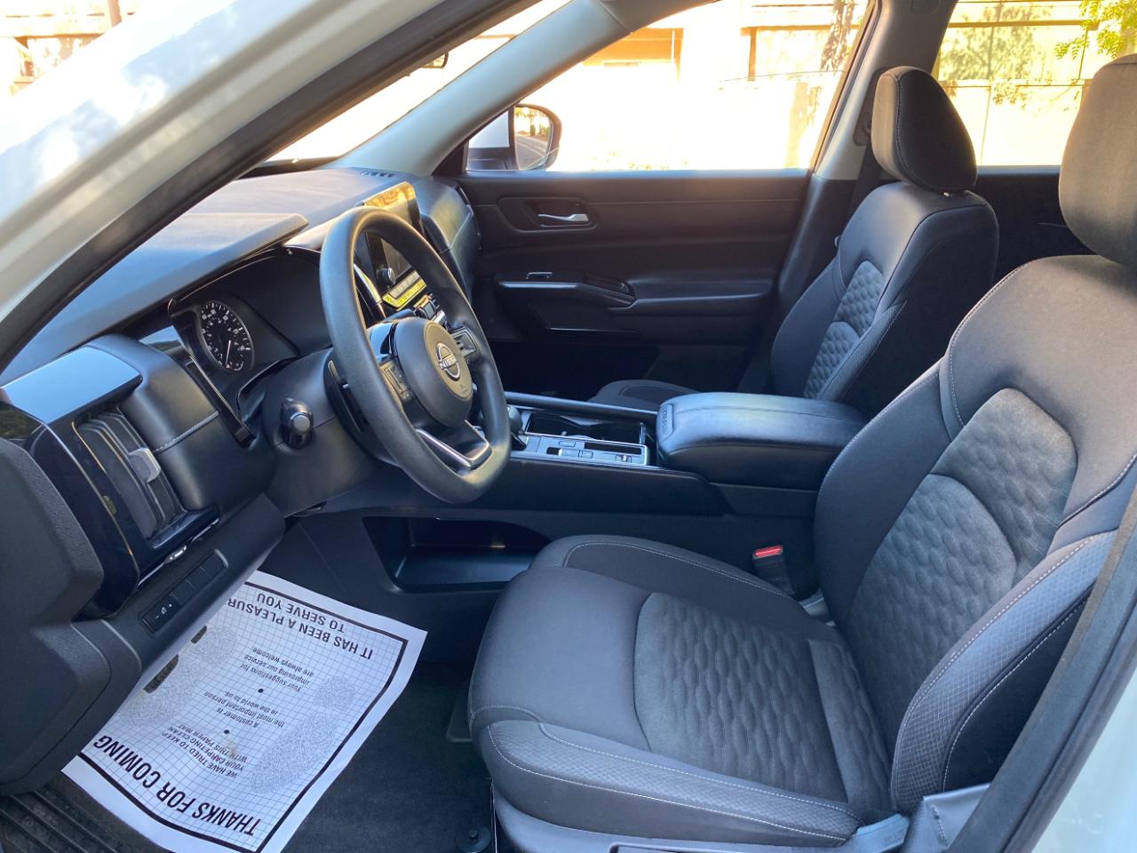 Nissan Pathfinder S 2WD 2022
