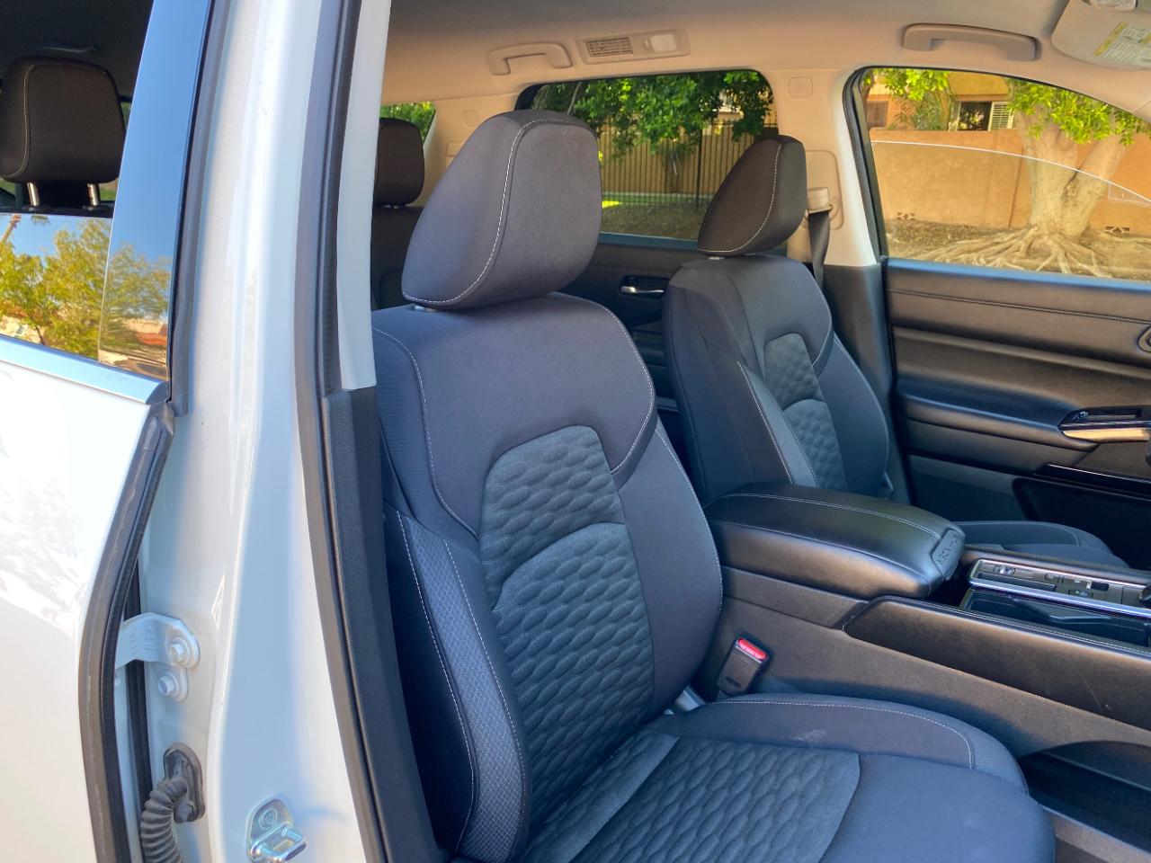 Nissan Pathfinder S 2WD 2022