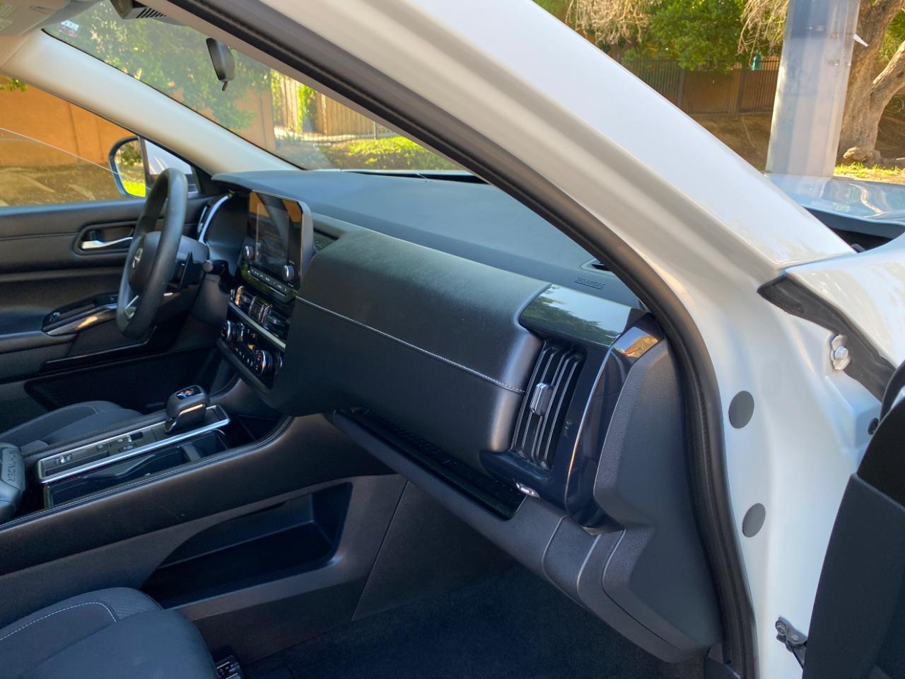 Nissan Pathfinder S 2WD 2022