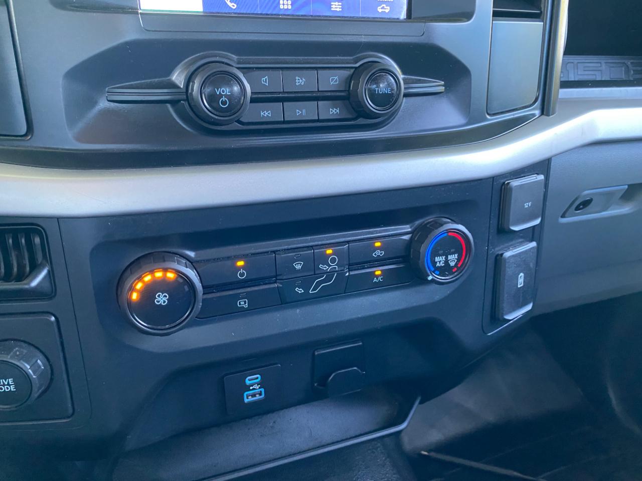 Ford F-150 XLT 2WD SuperCrew 5.5' Box 2022