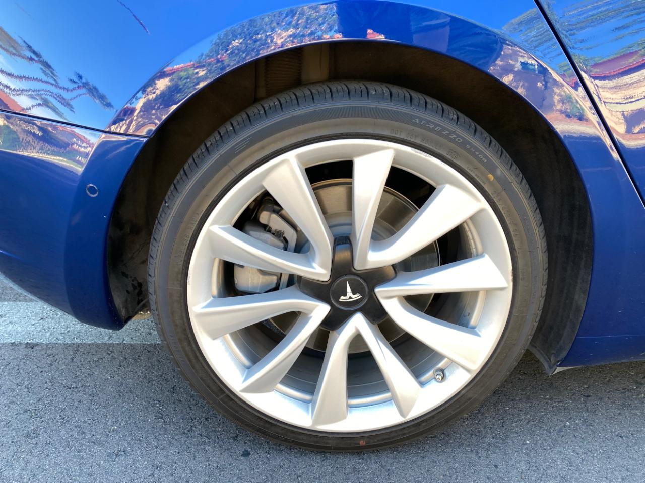 Tesla Model 3 Standard Range RWD 2020