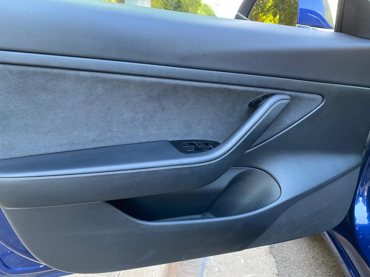Tesla Model 3 Standard Range RWD 2020