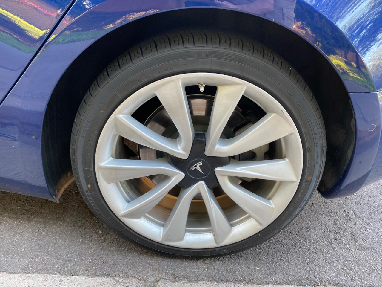 Tesla Model 3 Standard Range RWD 2020