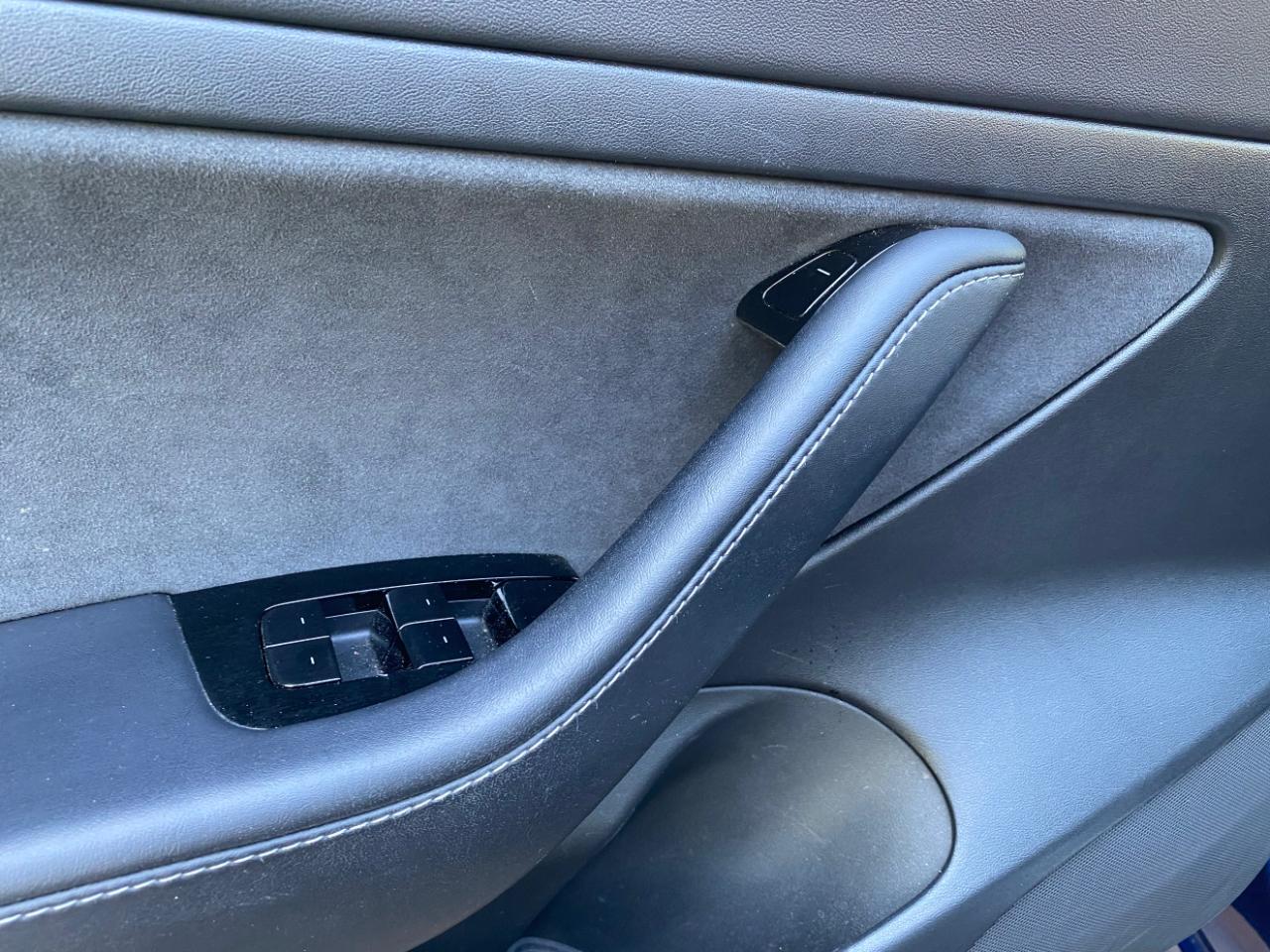 Tesla Model 3 Standard Range RWD 2020