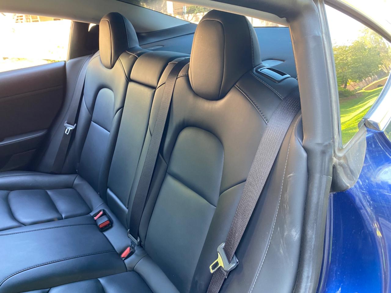 Tesla Model 3 Standard Range RWD 2020