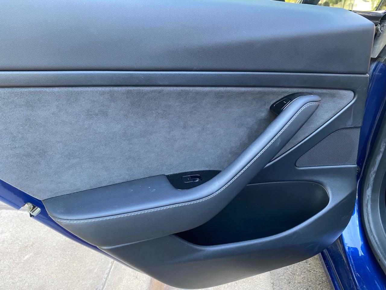 Tesla Model 3 Standard Range RWD 2020