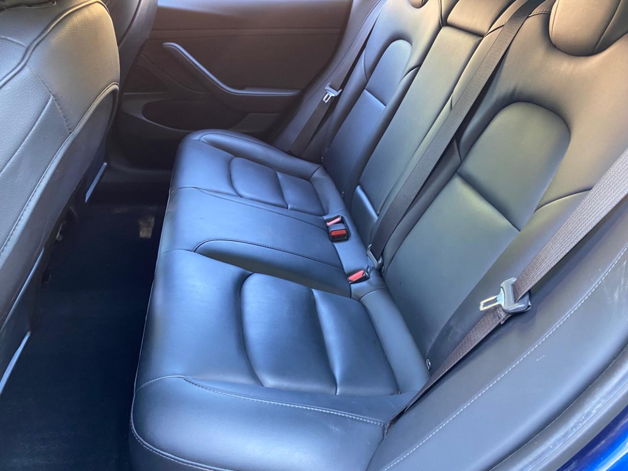 Tesla Model 3 Standard Range RWD 2020