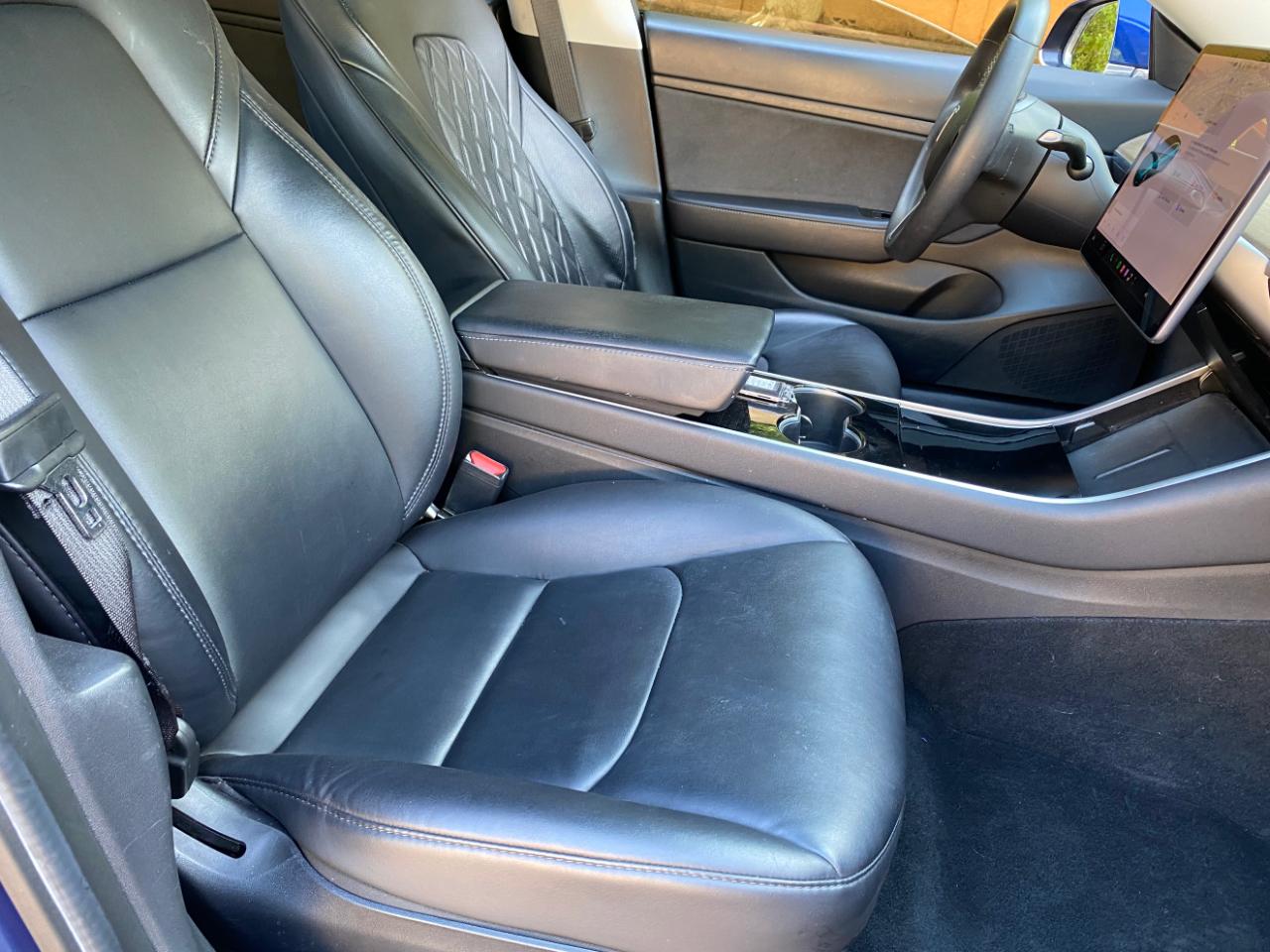 Tesla Model 3 Standard Range RWD 2020