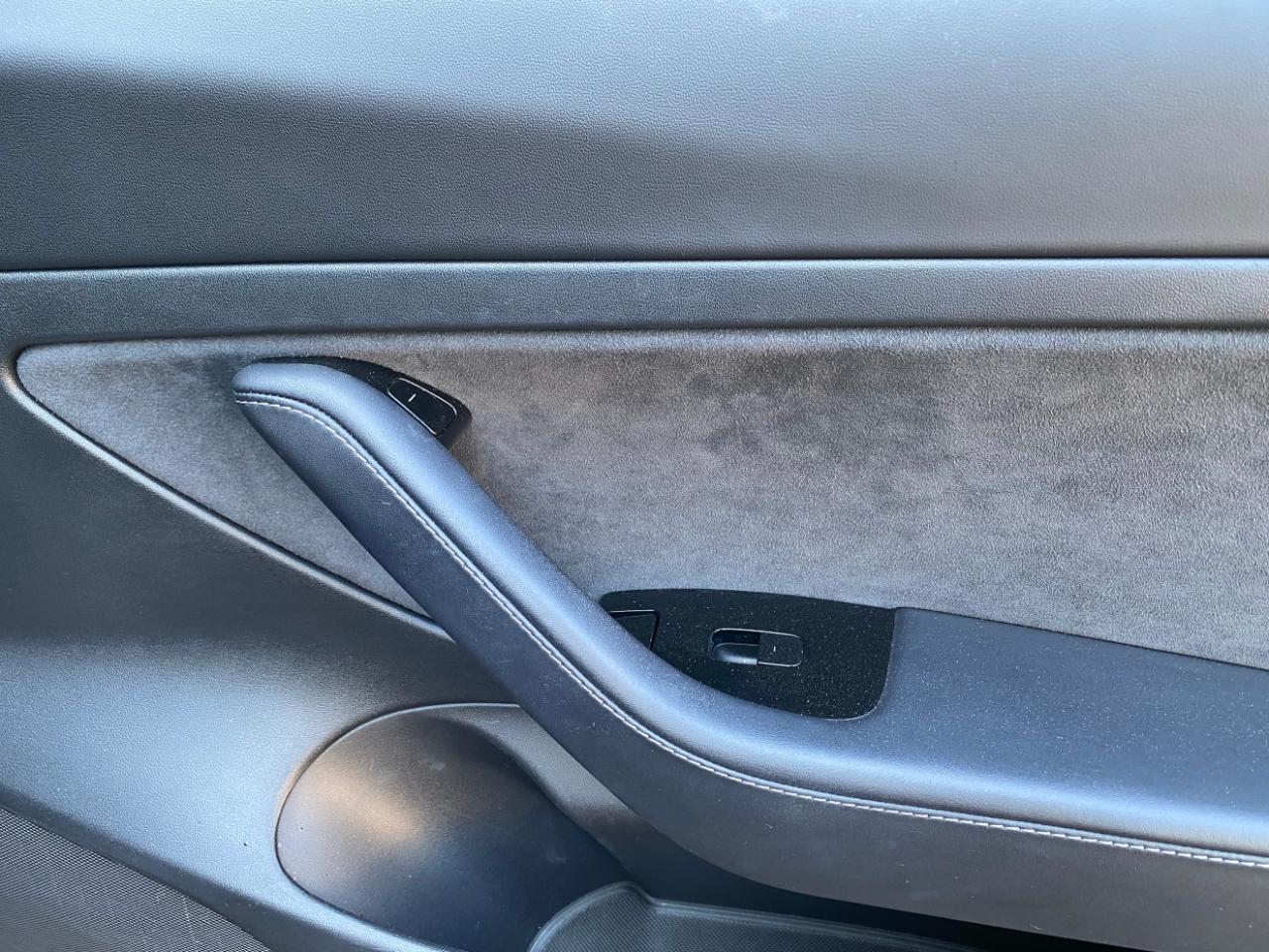Tesla Model 3 Standard Range RWD 2020